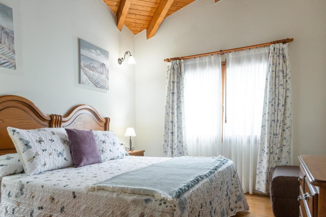Вилла Casa El Caleru Малатерия Экстерьер фото